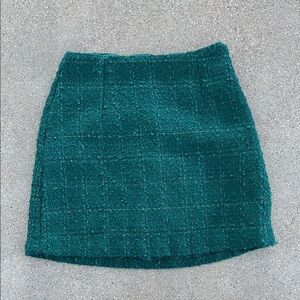 Sweater like hunter green mini skirt Abercrombie and Fitch